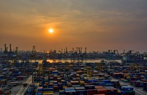 Gümrük Eğitimi: Uluslararası Ticaretin Temelini Öğrenmek uzmangumrukegitimi2